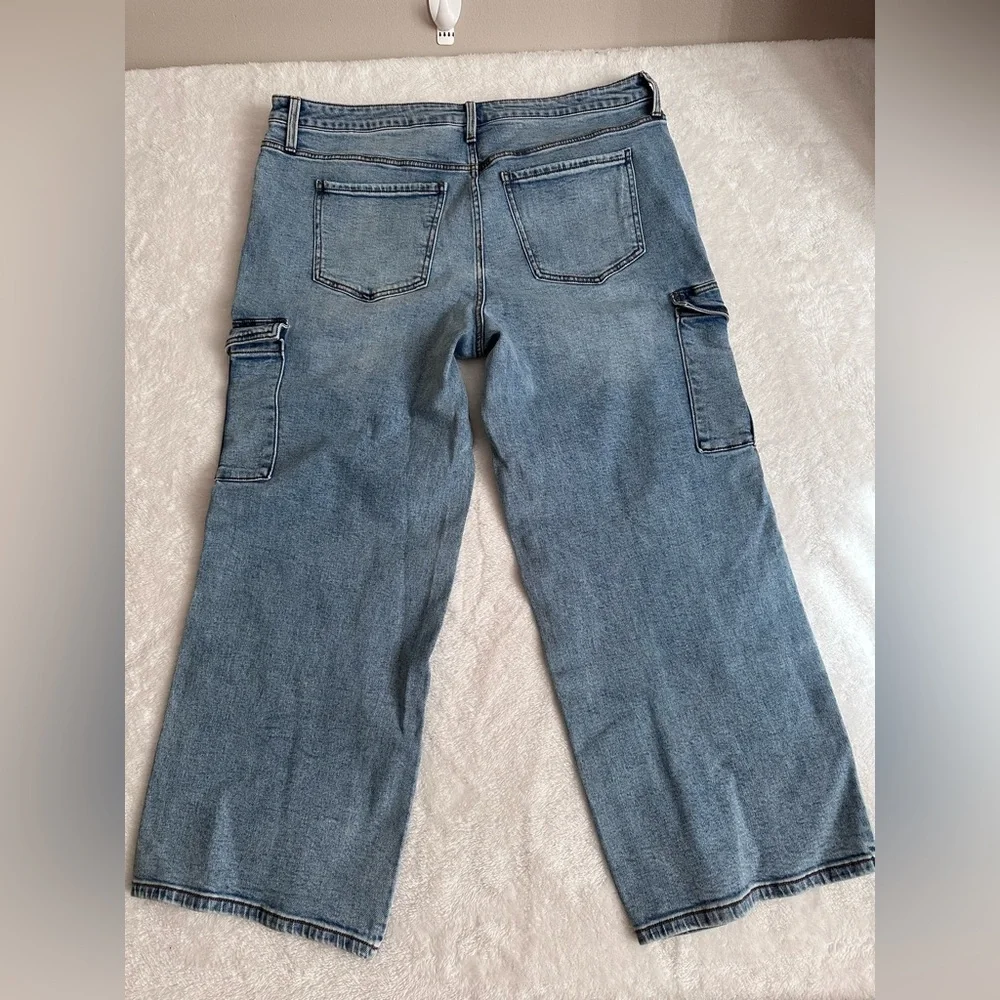 Terra & Sky Cargo Utility Denim Jeans Size 16W  Wide Leg Curvy - Picture 3 of 9